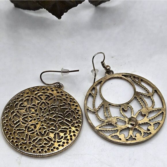 "5/$25" Mismatched Gold/ Red Madala Circle Disc Dangle Earrings - Picture 4 of 6